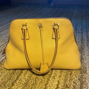 Prada Hobo Dome bag/purse w/ locking zipper *no authentication card available*